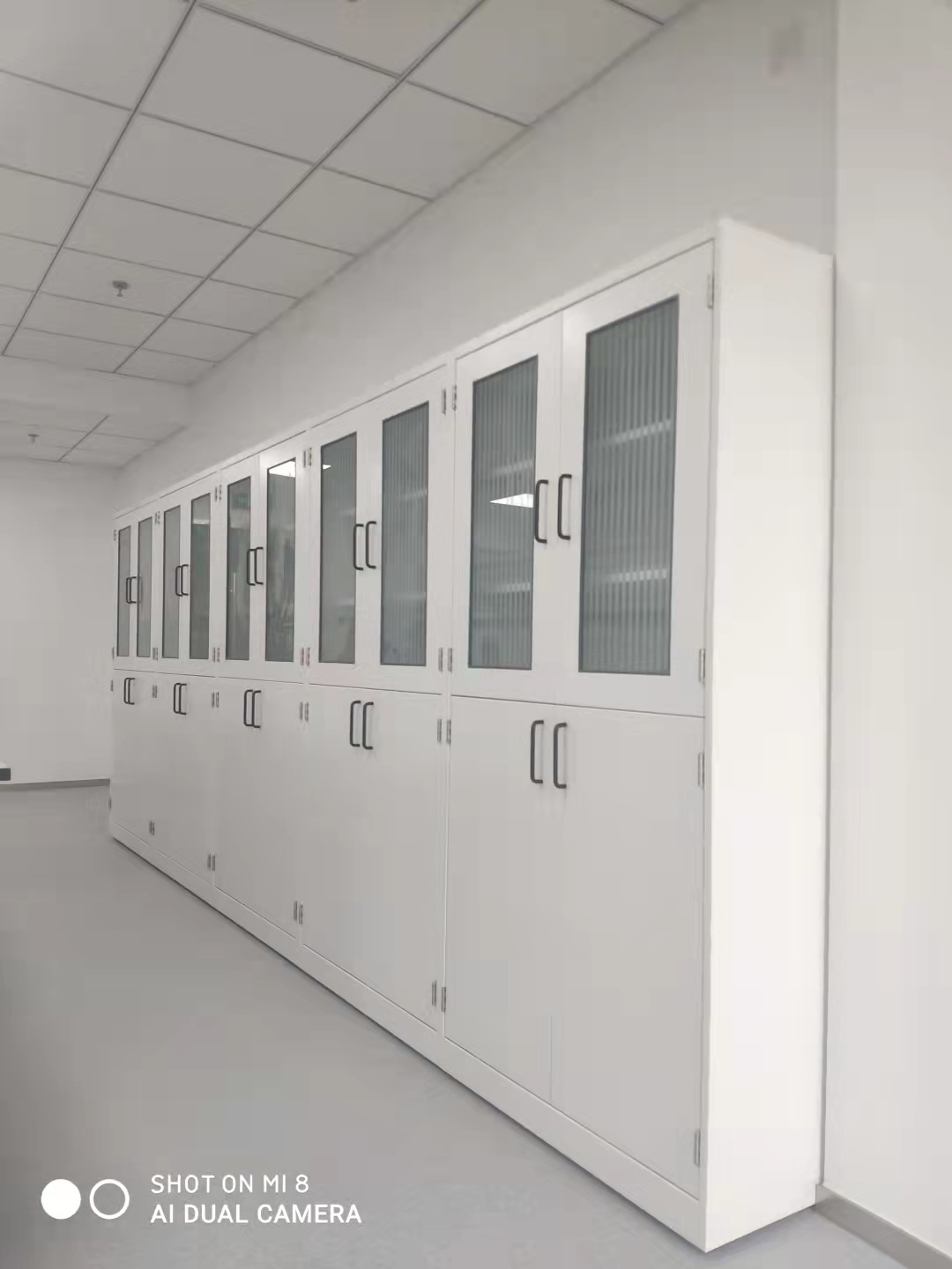 1725515752575501.jpg 试剂柜1.jpg